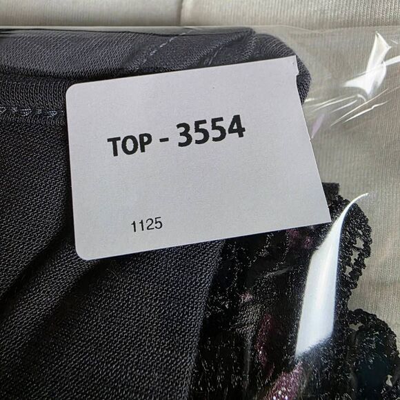 Vanity Gray Anchor Fringe Tank Top Size S - Picture 6 of 6